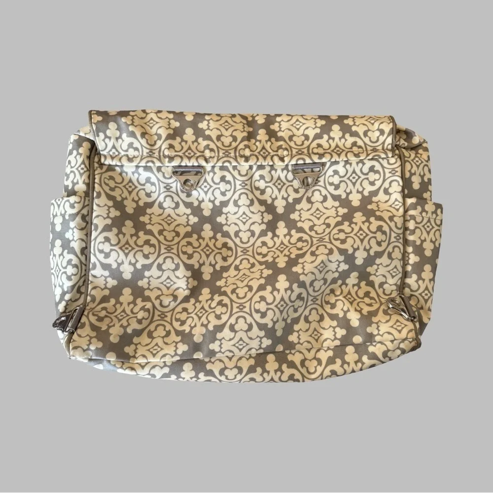 PETUNIA PICKLE BOTTOM Messenger Convertible Diaper Bag